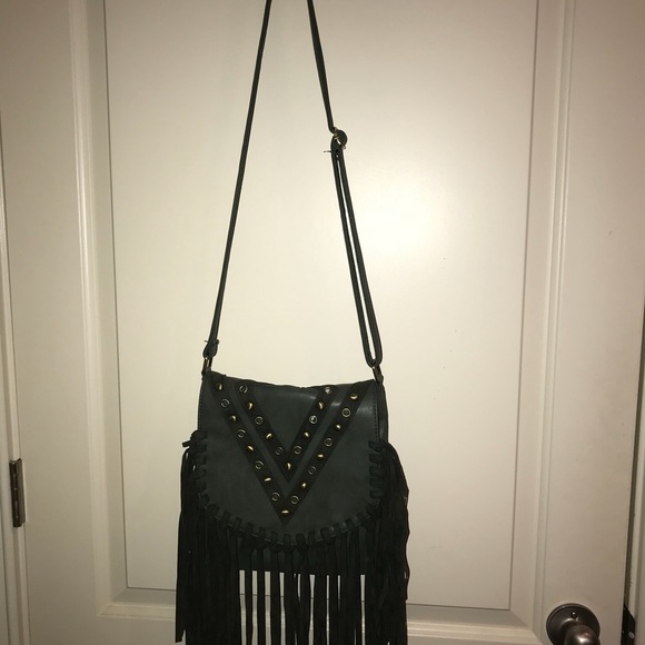 Olive green fringe purse. Very good condition! - Picture 3 of 3